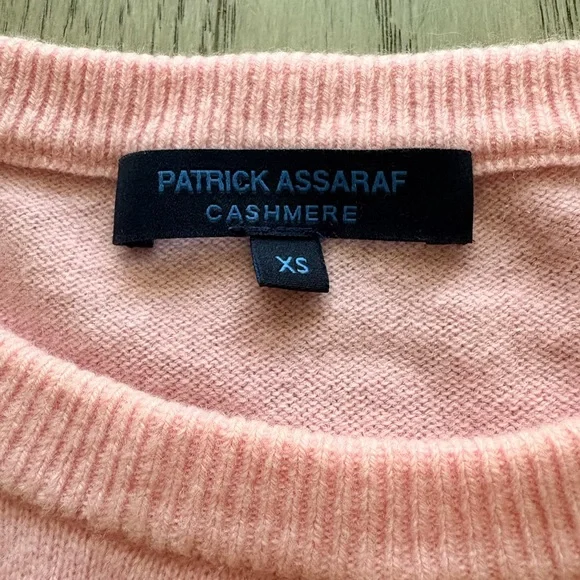 Patrick Assaraf Cashmere Sweater - Picture 2 of 4